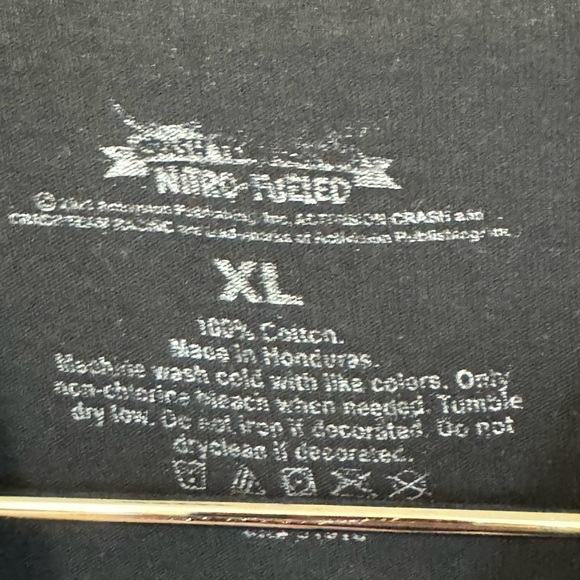 Gamer Crash Bandicoot Team Racing Nitro Fueled Men’s L Black T-Shirt Video Games - Picture 4 of 4